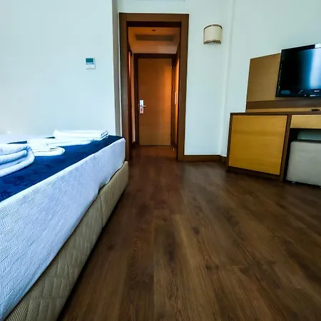 Üdülőközpont Afytos 3*