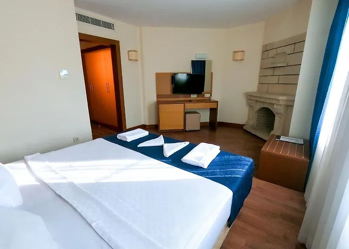 Afytos 3*